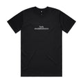 Svart t-shirt med brodyren "FUCK MACHOKULTUREN"